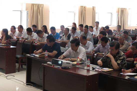 加強業(yè)務(wù)培訓(xùn)，提升工作能力